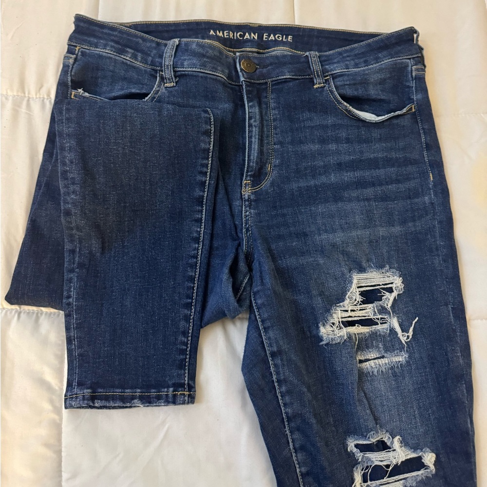 AMERICAN EAGLE Patched Distressed Skinny Jean